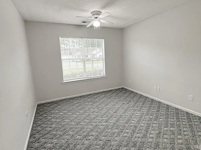 1132 Lancelot Ln — Photo 25