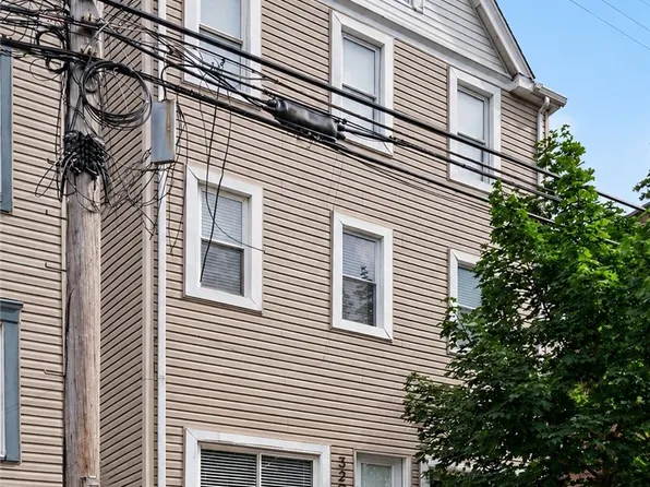 3206 Dobson St, Pittsburgh, PA 15219