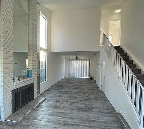 3rd image of 11382 Fernwood Ave