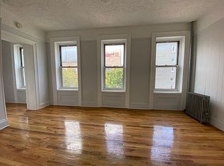 112 Meserole St APT 3, Brooklyn, NY 11206