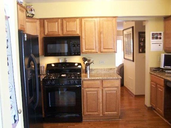 3rd image of 21 Indian Trail Dr