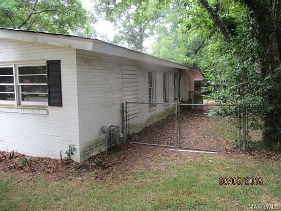 2nd image of 3634 Little John Dr