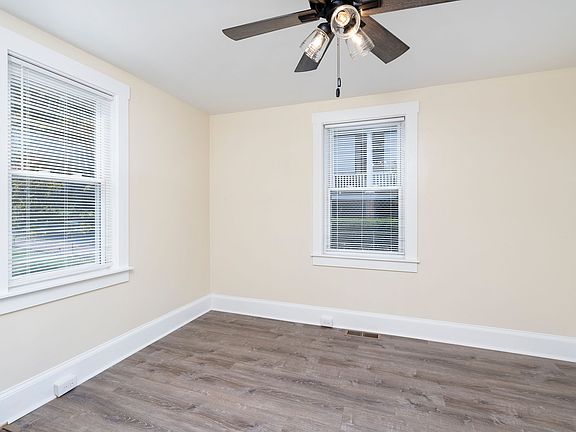 5th image of 616 14th St APT 2
