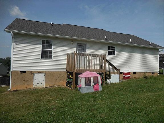 3rd image of 1318 Tabitha Dr