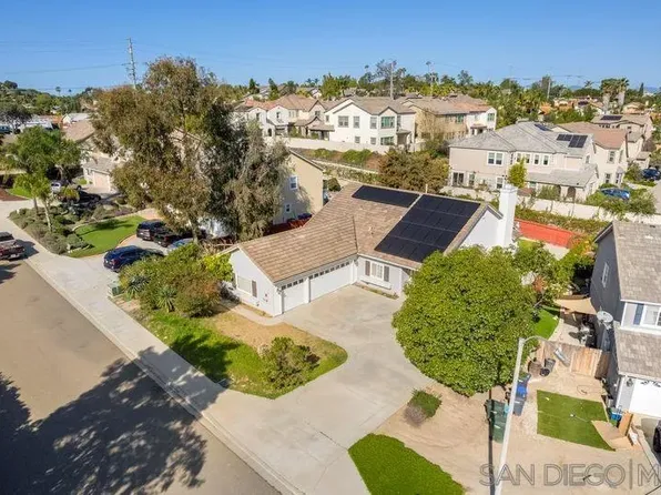 1723 Wildflower Ct, Vista, CA 92083