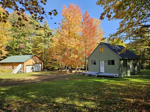 971 Anson Road, Starks, ME 04911