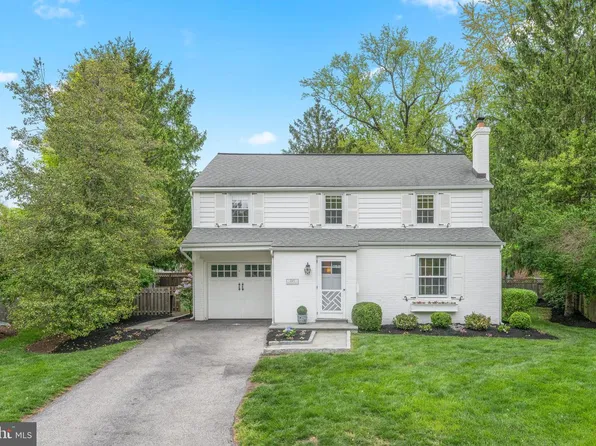 245 Barcladen Cir, Bryn Mawr, PA 19010