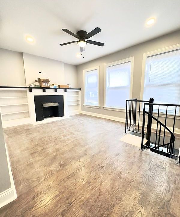 1st image of 1251 W Rosemont Ave #6257-1