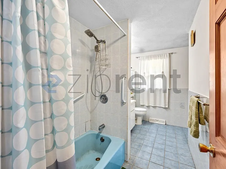 12 Thomas St — Photo 15