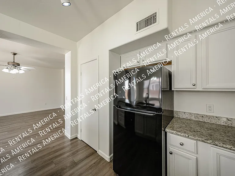 8757 E Lomita Ave — Photo 7
