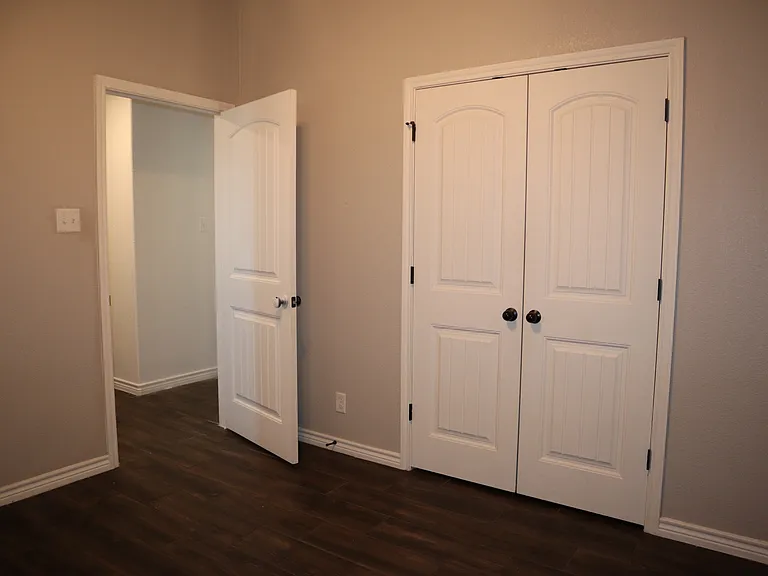 5207 Colina Dr — Photo 18