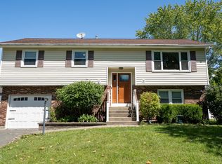 9 Bellevue Street, Selkirk, NY 12158