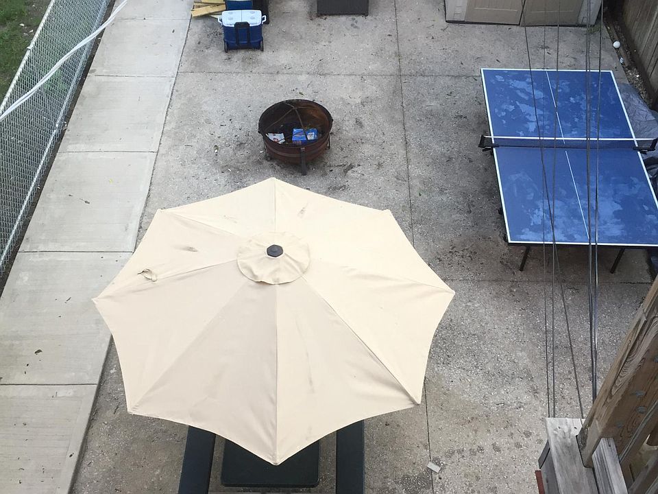 Patio/Fire Pit/Ping Pong Table/BBQ
