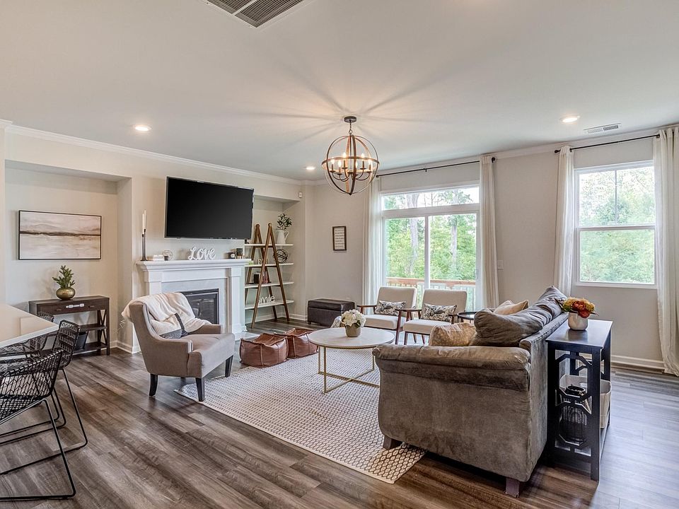Living room with gas log fireplace