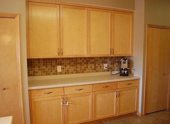 5th image of 3600 Abercrombie Ln