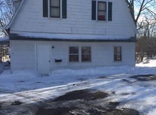 15 Grant St, Lockport, NY 14094