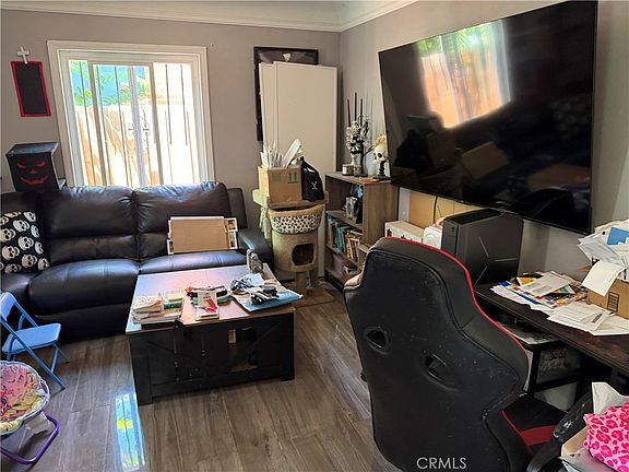 4th image of 126 N Magnolia Ct