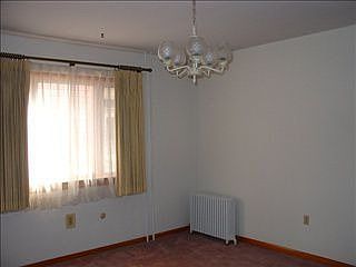 3rd image of 1645 W Norwegian St