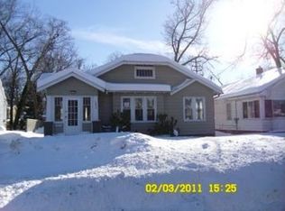 1035 E Apple Ave, Muskegon, MI 49442