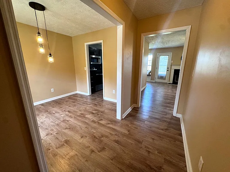 109 Belle Boyd Dr — Photo 2