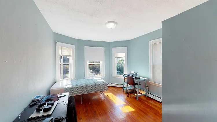 Building Photo - 173 Rindge Ave #2B