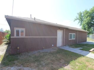 6951 Garden Dr #B, San Bernardino, CA 92404