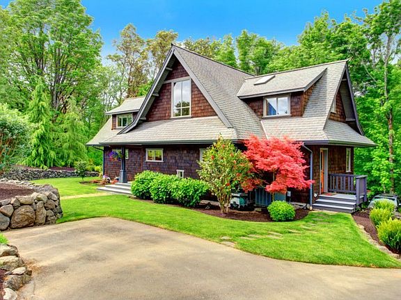 5th image of 2175 Douglas Dr NE