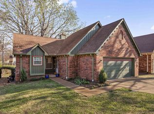 382 Booth Ln, Collierville, TN 38017