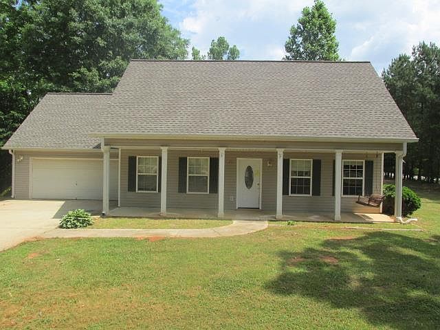 1st image of 11 Akers Lake Dr