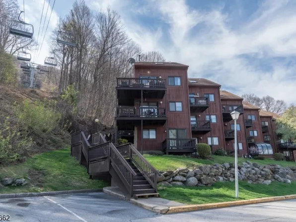 4 Red Lodge Dr BLDG 4 #3, Vernon Twp., NJ 07462