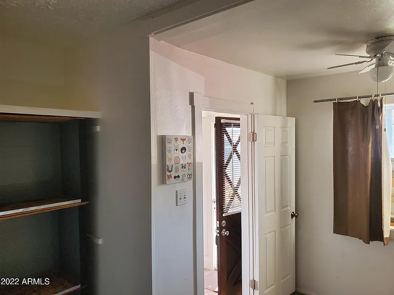 576 N Garfield Rd — Photo 10
