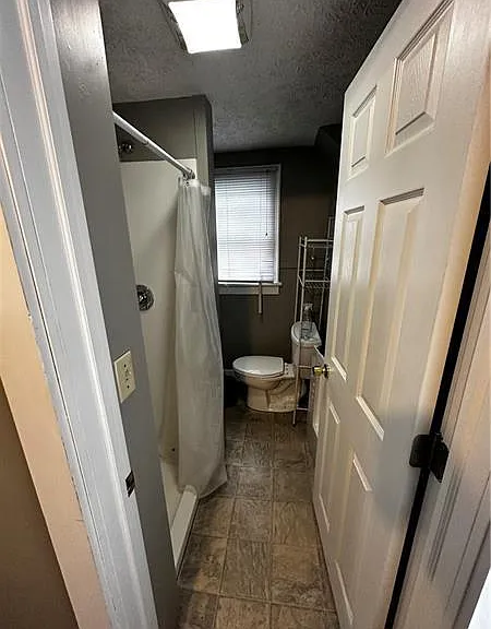 219 S 10th Bathroom_07162025