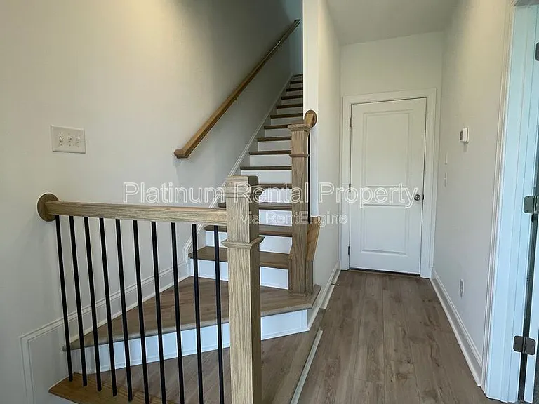 5221 Riden Ct — Photo 7