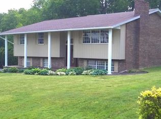 132 Roberta Dr, Uniontown, PA