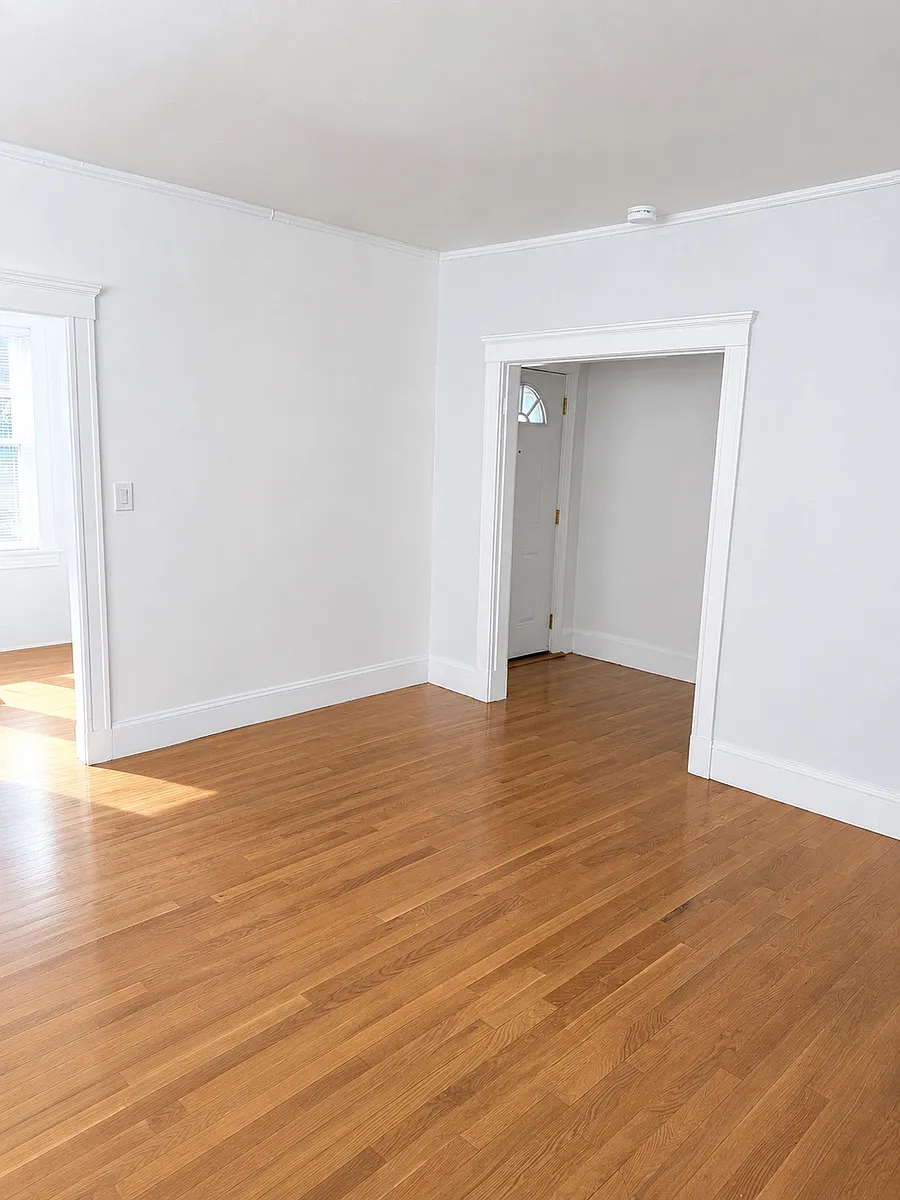 Building Photo - 127 Henry Ave #1