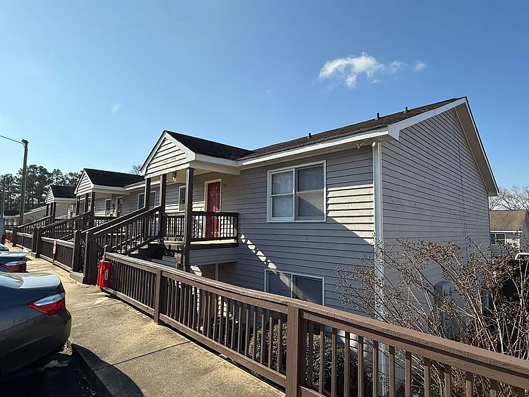 2505 West Broad Street — Photo 2