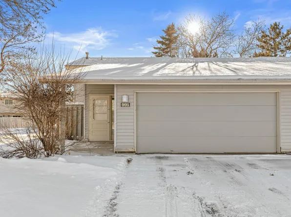 991 Carmel Ct, Shoreview, MN 55126