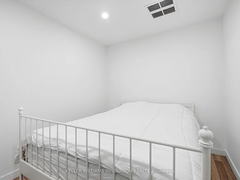 235 Southwood Dr #LOWER — Photo 11