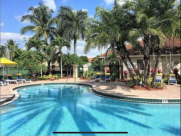 3rd image of 15125 Michelangelo Blvd APT 201