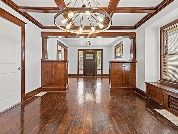 4th image of 4121 Montgall Ave