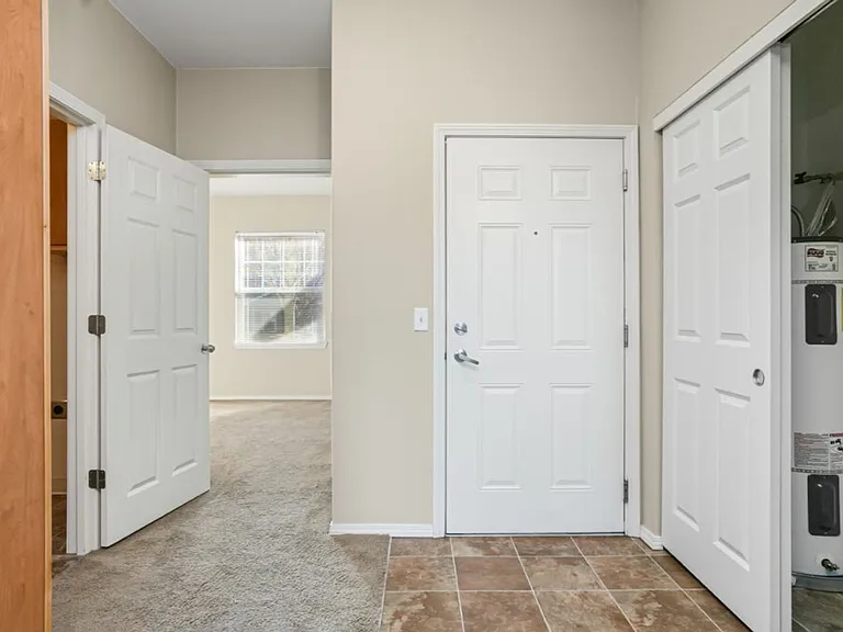 Baxter Ridge Apartments — Photo 8