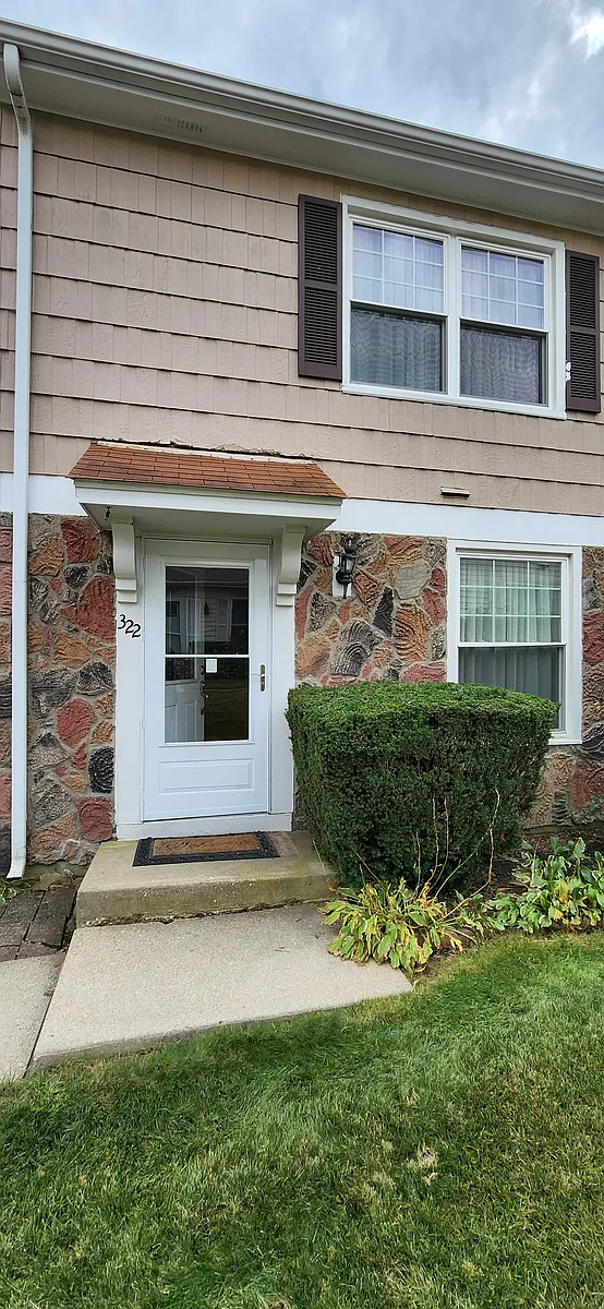 Building Photo - 322 Russet Way