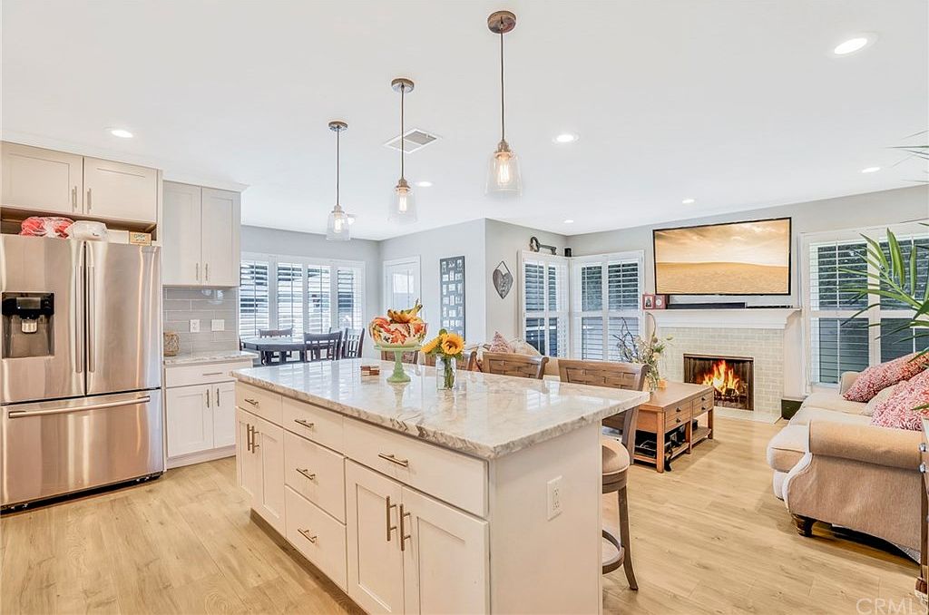 1859 E Redwood Ave Anaheim Ca 92805 Zillow