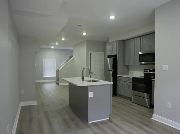 (undisclosed Address), Baltimore, MD 21216