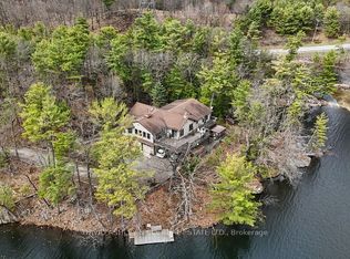 941 Jones Falls Rd S, Rideau Lakes, ON K0G 1E0