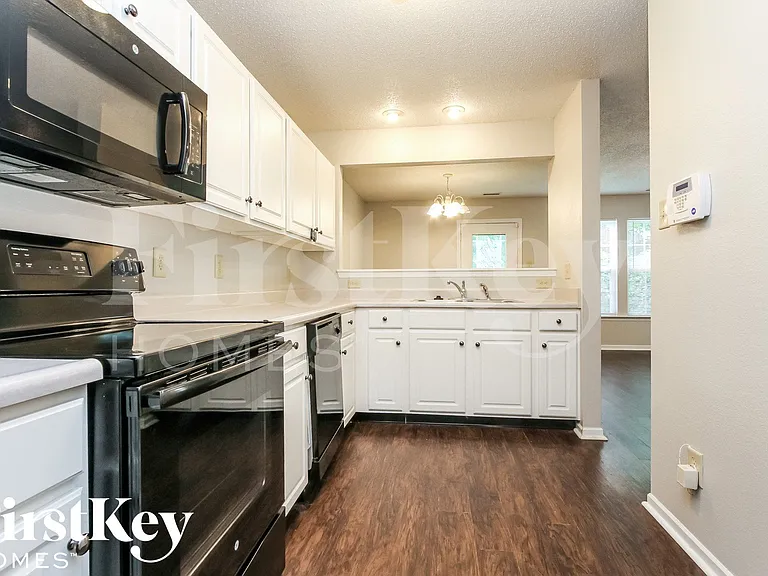 6518 Redland Way — Photo 5