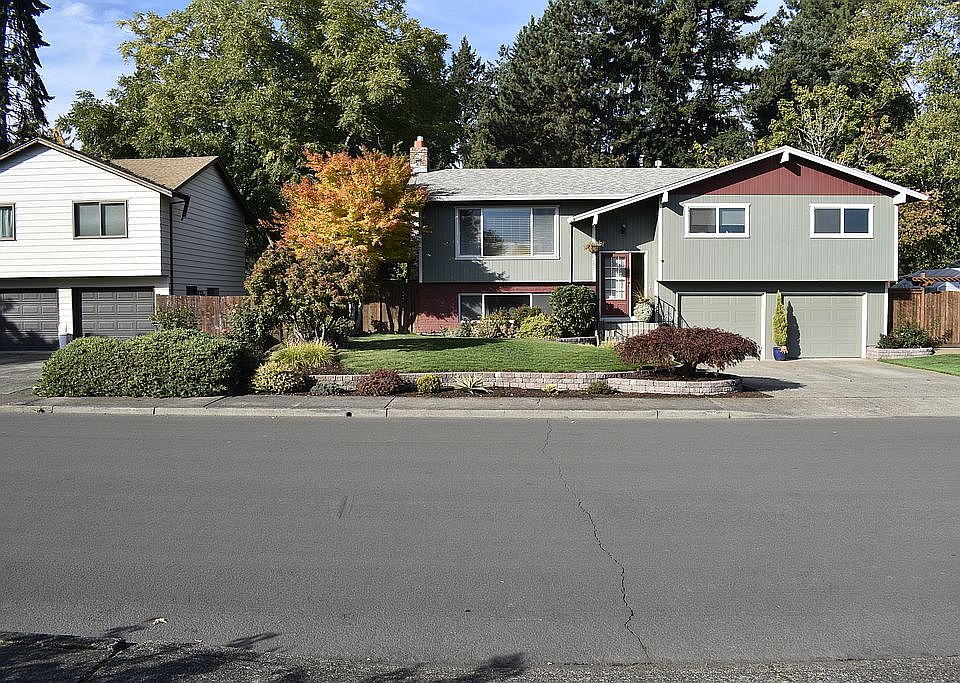 1st image of 2891 SE Willow Dr