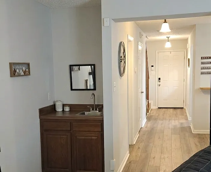 4837 Tunlaw Ct — Photo 8