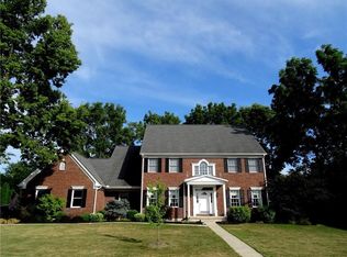 2840 Kensington Ct, Troy, OH 45373