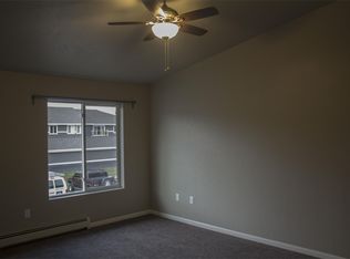 2329 Sunny Ln APT K, Suamico, WI 54313